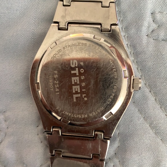 Fossil Watch - Picture 2 of 2